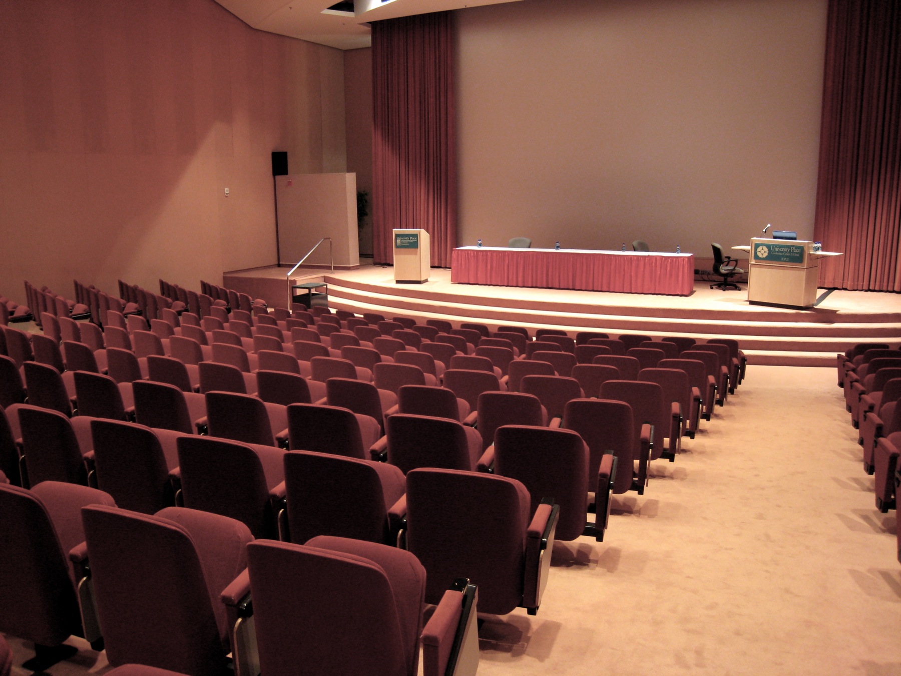 Palacio de Exposiciones y Congresos